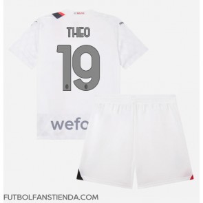 AC Milan Theo Hernandez #19 Segunda Equipación Niños 2023-24 Manga Corta (+ Pantalones cortos)